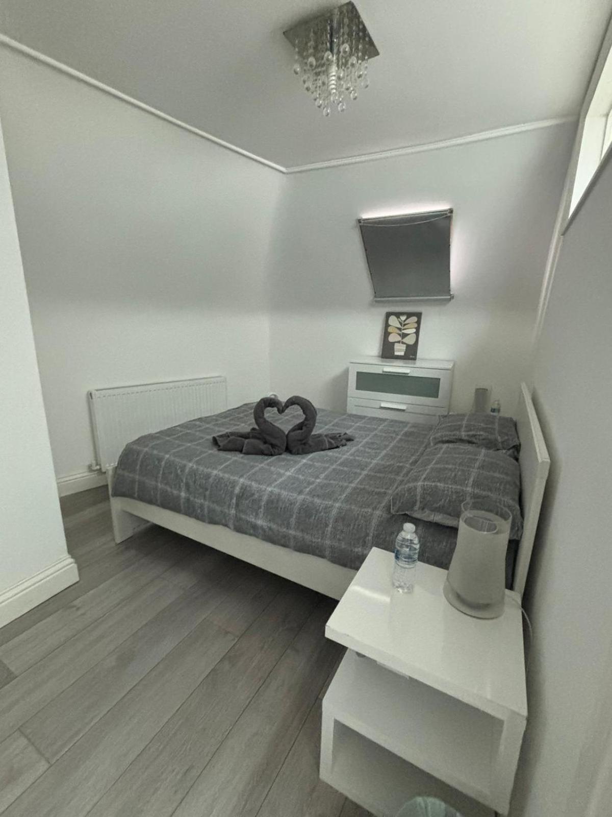 Eejs Modern London 3 Bed Flat Near Crystal Palace Stadium - Great Transport Links Norwood Luaran gambar